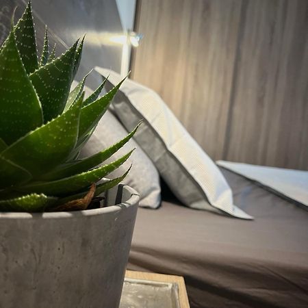 Buzzstays: 1-Bed Bungalow, Garden, Near Yumbo & Beach Maspalomas  Extérieur photo