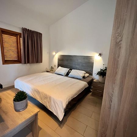 Buzzstays: 1-Bed Bungalow, Garden, Near Yumbo & Beach Maspalomas  Extérieur photo